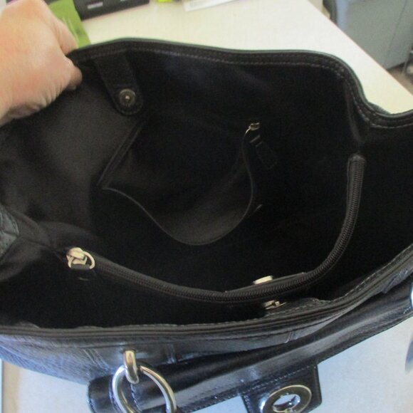 Coach  Black pebbled satchel 2 handle Leather Handbag purse - Picture 9 of 11